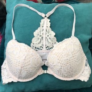 ‼️SOLD‼️ on mercari Front Clasp Lacy Aerie Bra